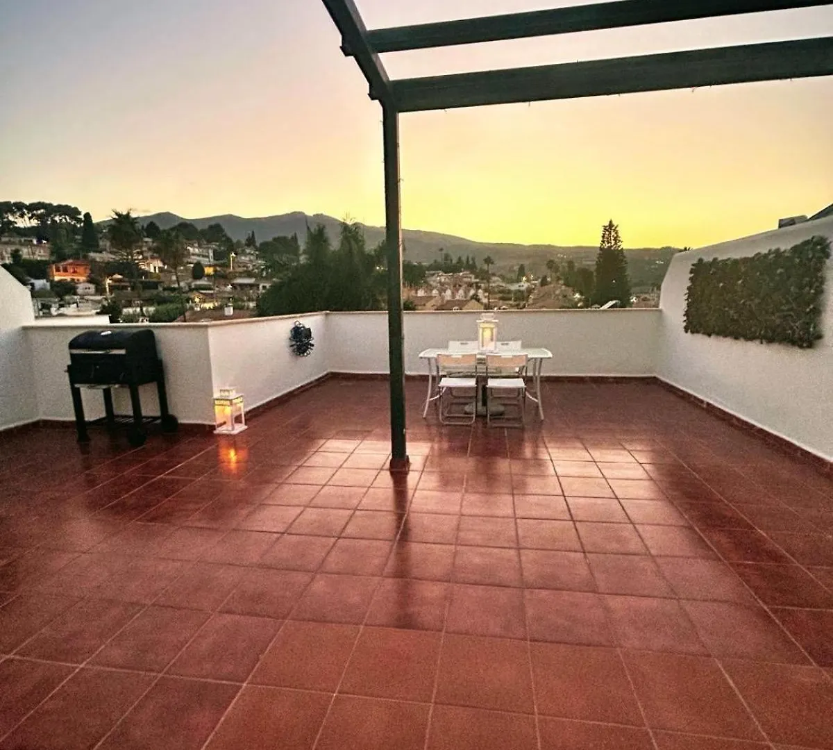 Colina Home Torremolinos 0*,